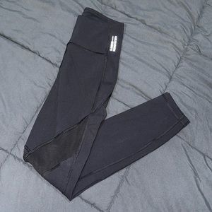 Lululemon - Barry’s leggings